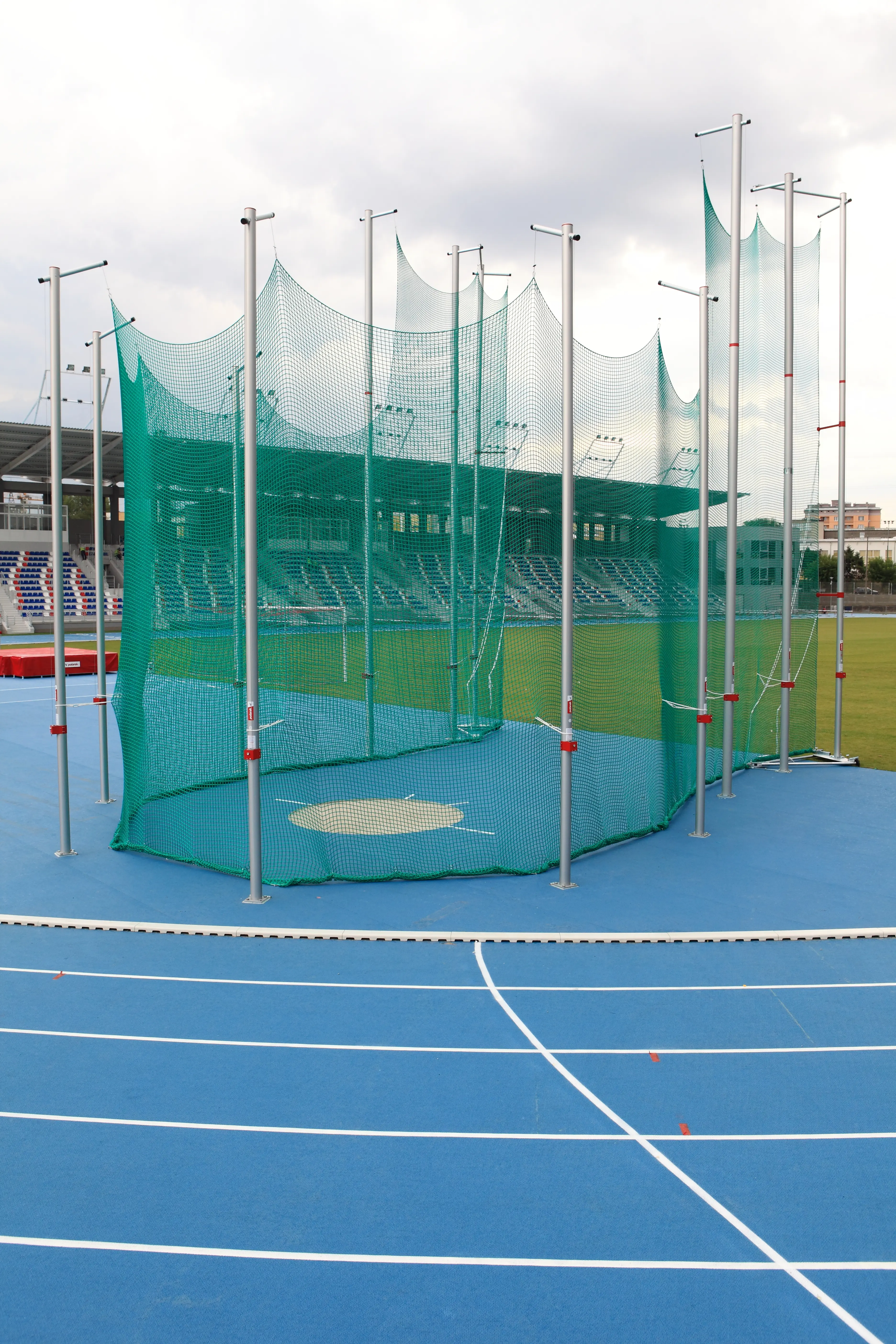 Polanik Discus and Hammer Safety Cage - 7 m - Gate Height 10 m