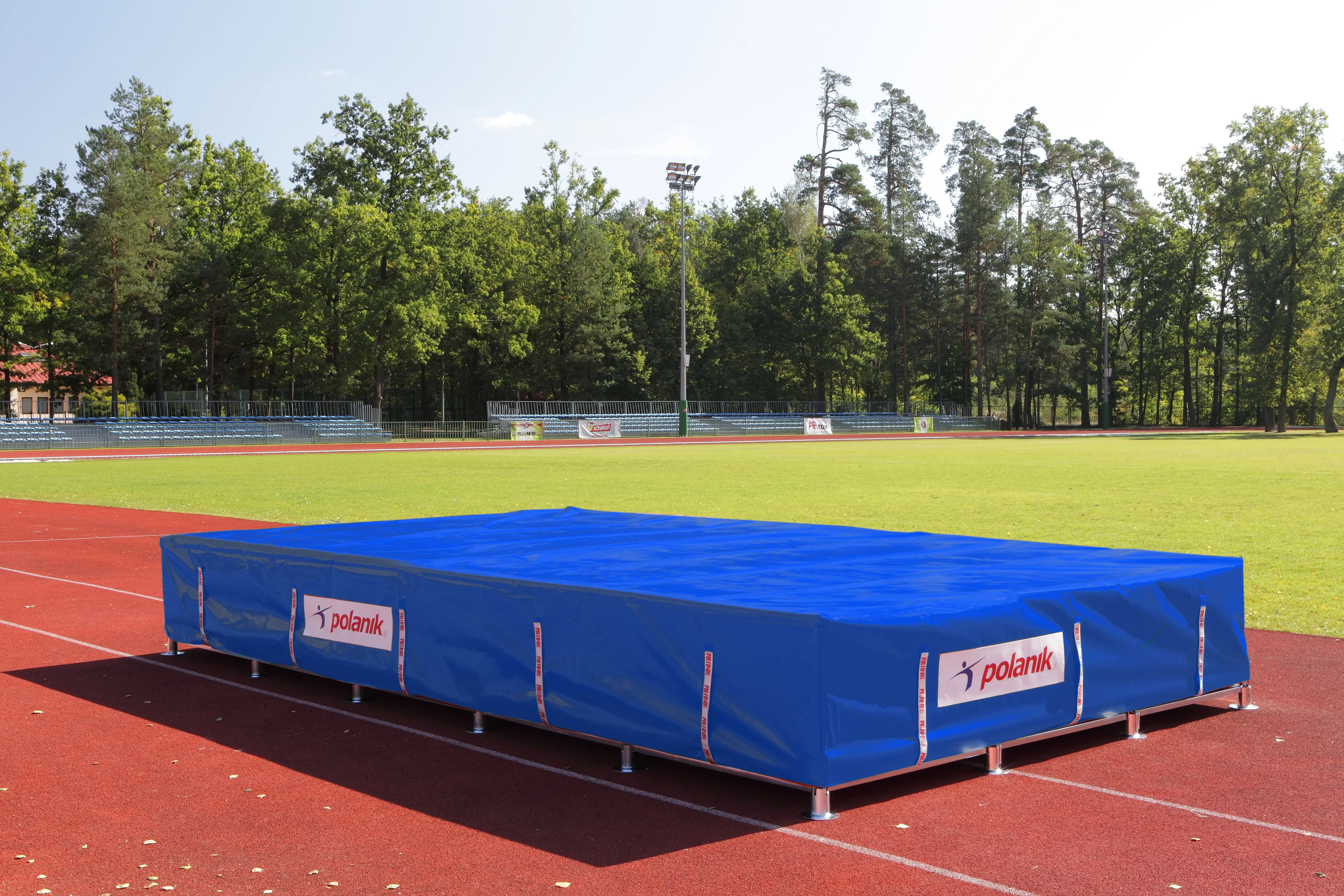 Polanik Rain Cover for High Jump Mats
