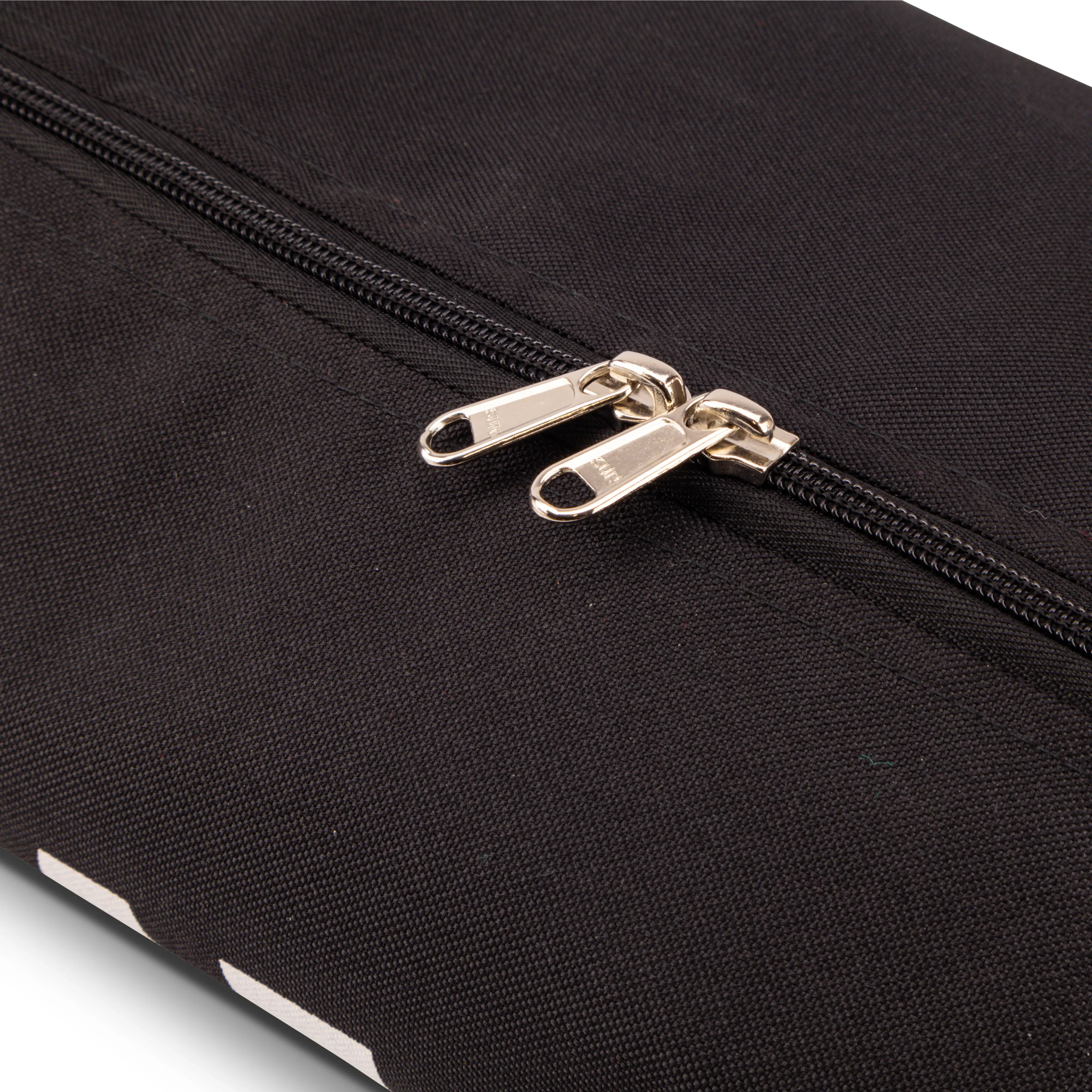 HAEST black javelin bag for up to ten javelins