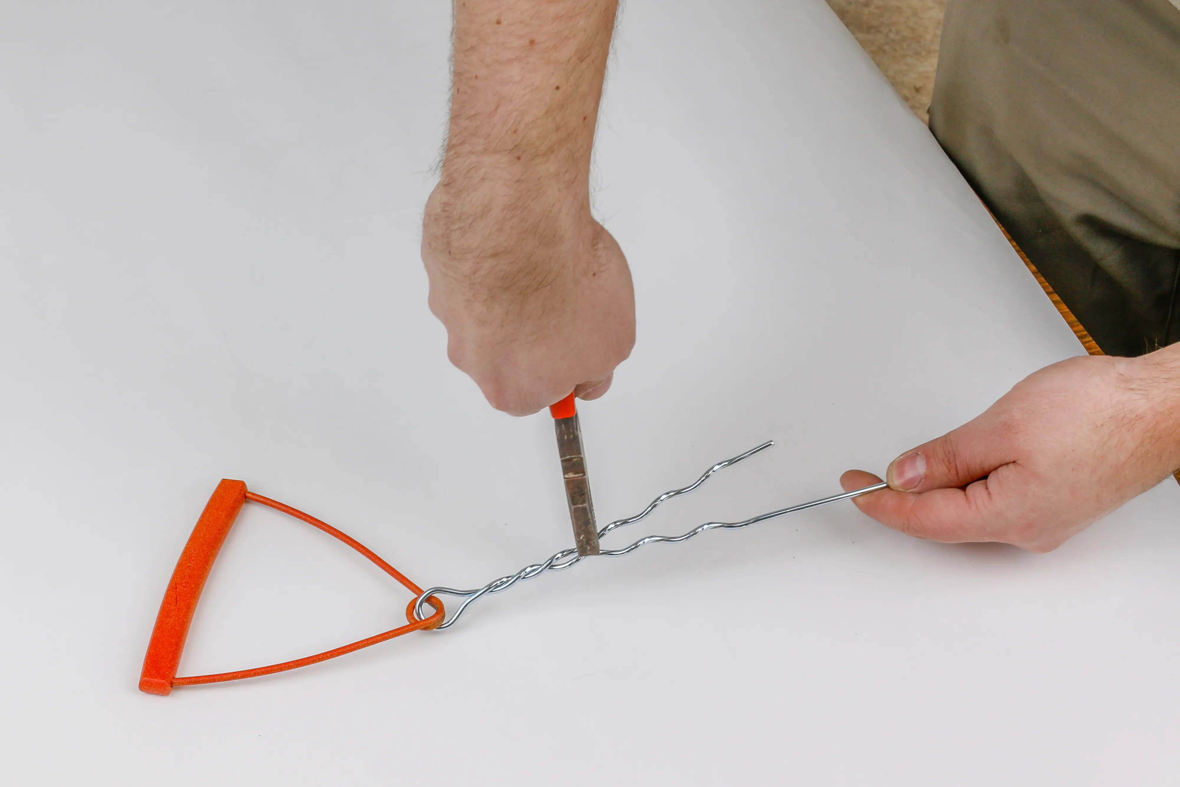 Throwing Hammer Assembly