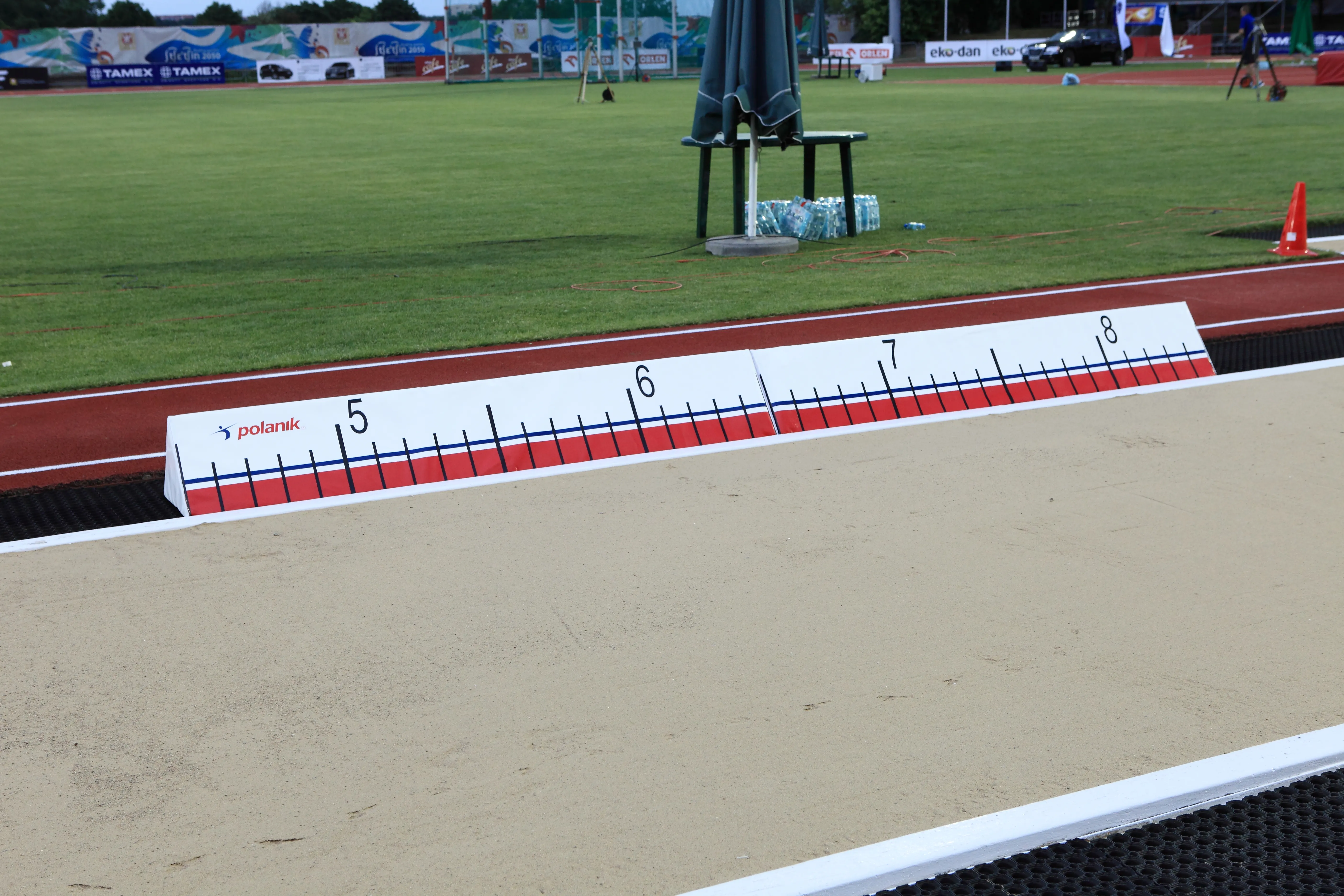 Polanik Foam Distance Indicator